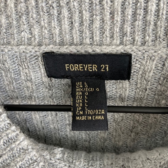 Forever 21 striped green gray crop sweater - size L - Picture 3 of 6